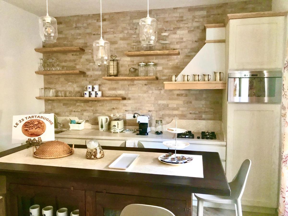 Le 25 Tartarughe Bed & Breakfast Санта Тереза Галура Екстериор снимка