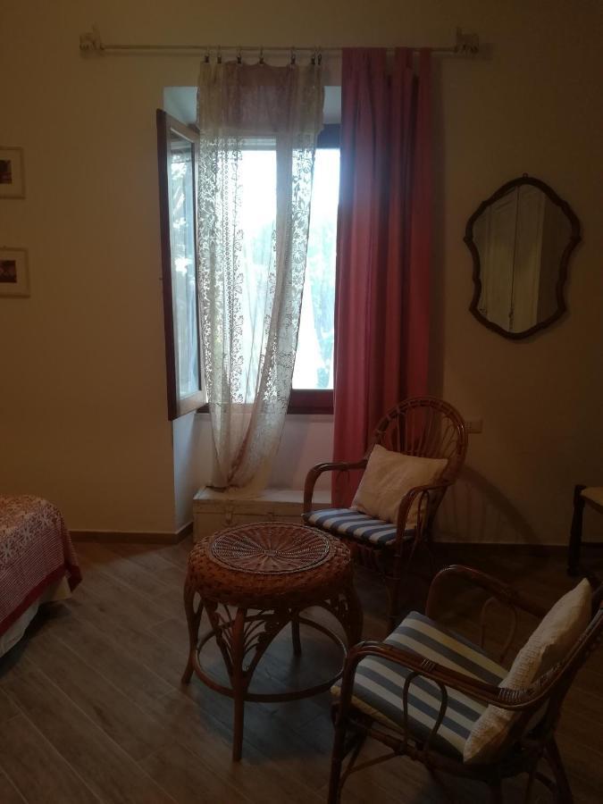 Le 25 Tartarughe Bed & Breakfast Санта Тереза Галура Екстериор снимка