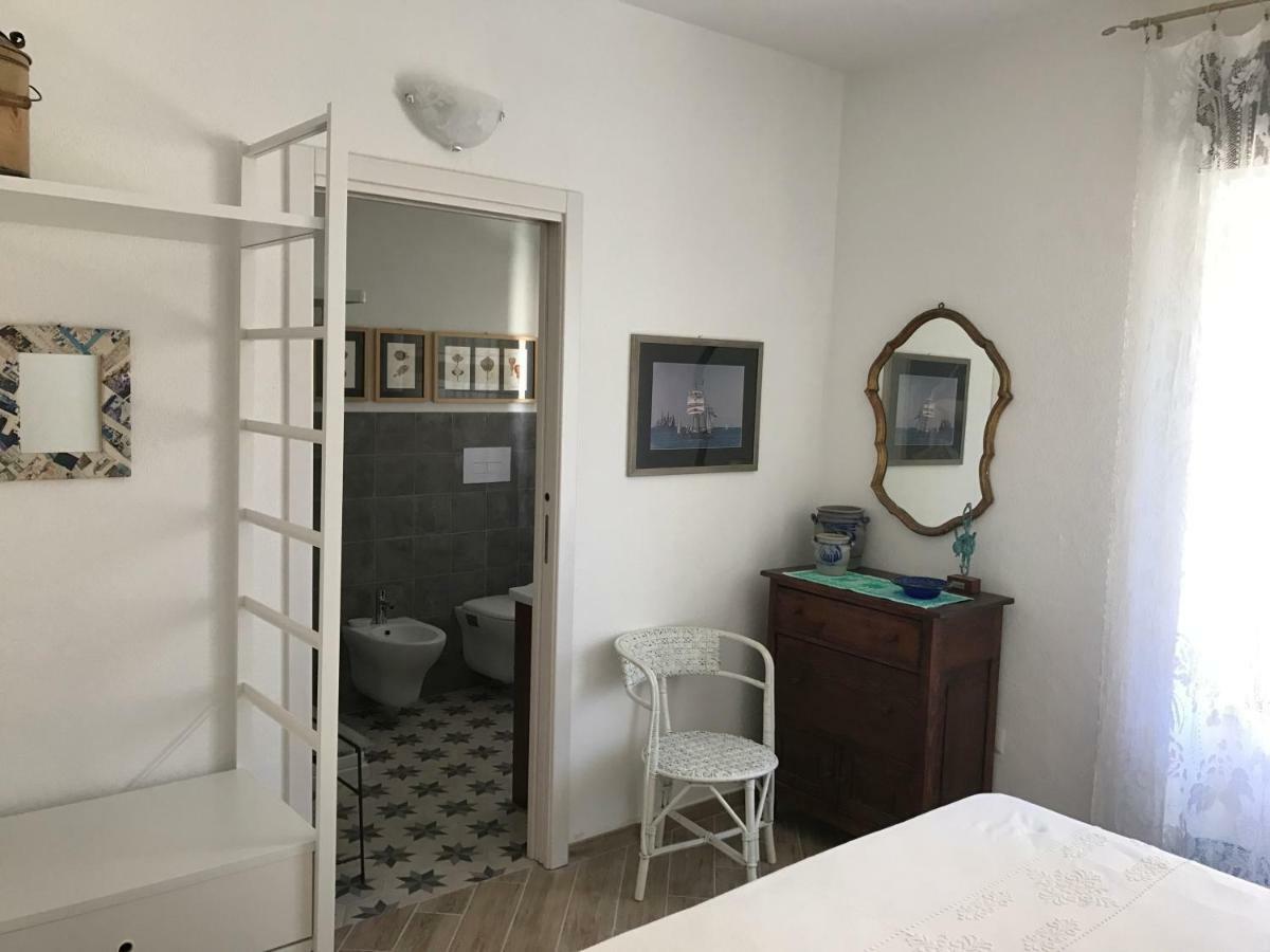 Le 25 Tartarughe Bed & Breakfast Санта Тереза Галура Екстериор снимка
