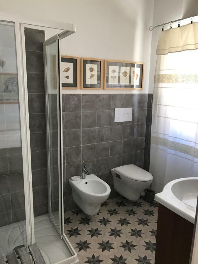 Le 25 Tartarughe Bed & Breakfast Санта Тереза Галура Екстериор снимка