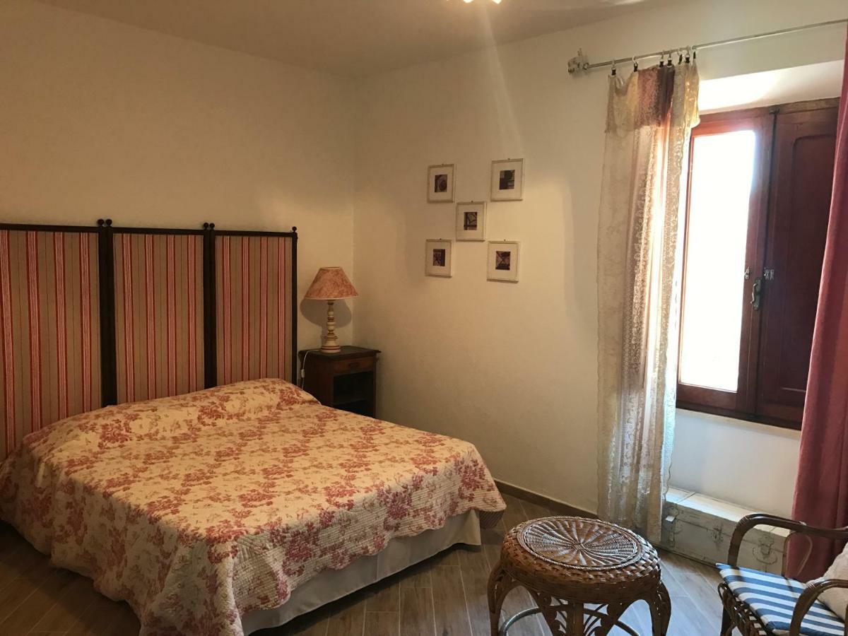 Le 25 Tartarughe Bed & Breakfast Санта Тереза Галура Екстериор снимка